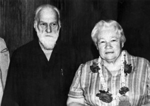 С.Н. Рерих и Л.В. Шапошникова в Татагуни, 1990 г.