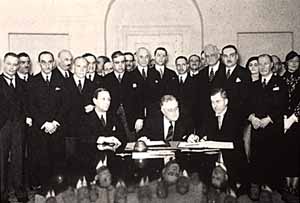 Подписание Пакта Рериха в Вашингтоне. 1935 г.
